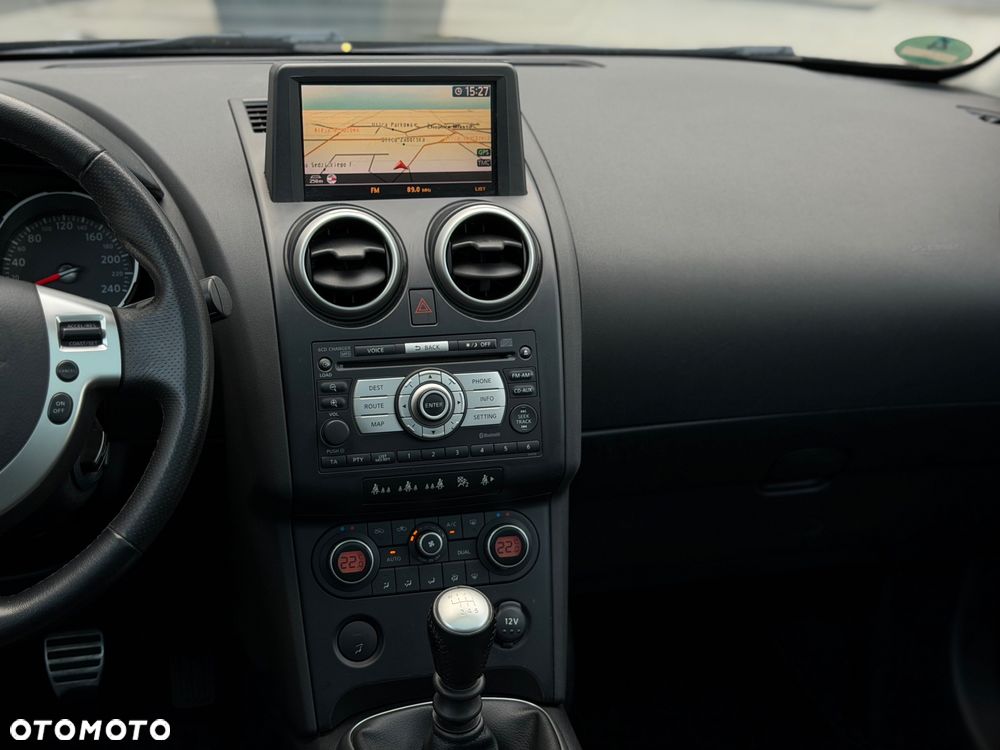 Nissan Qashqai 2.0 dCi DPF tekna - 12