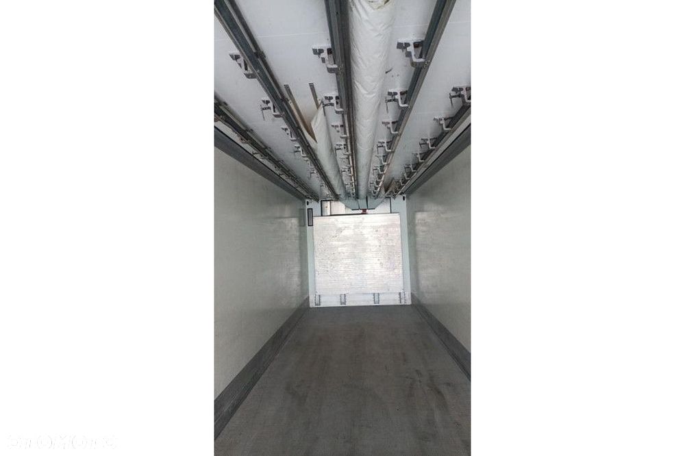 Schmitz Cargobull Trailer Reefer Meat Rail Straight - 10