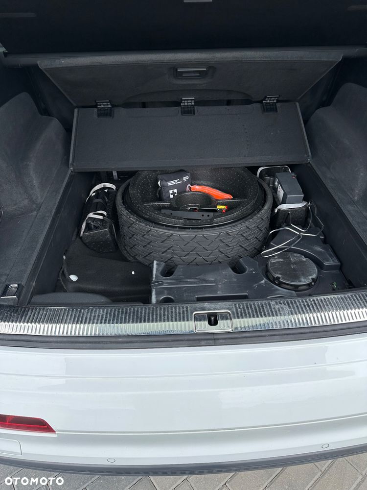 Audi Q7 - 10