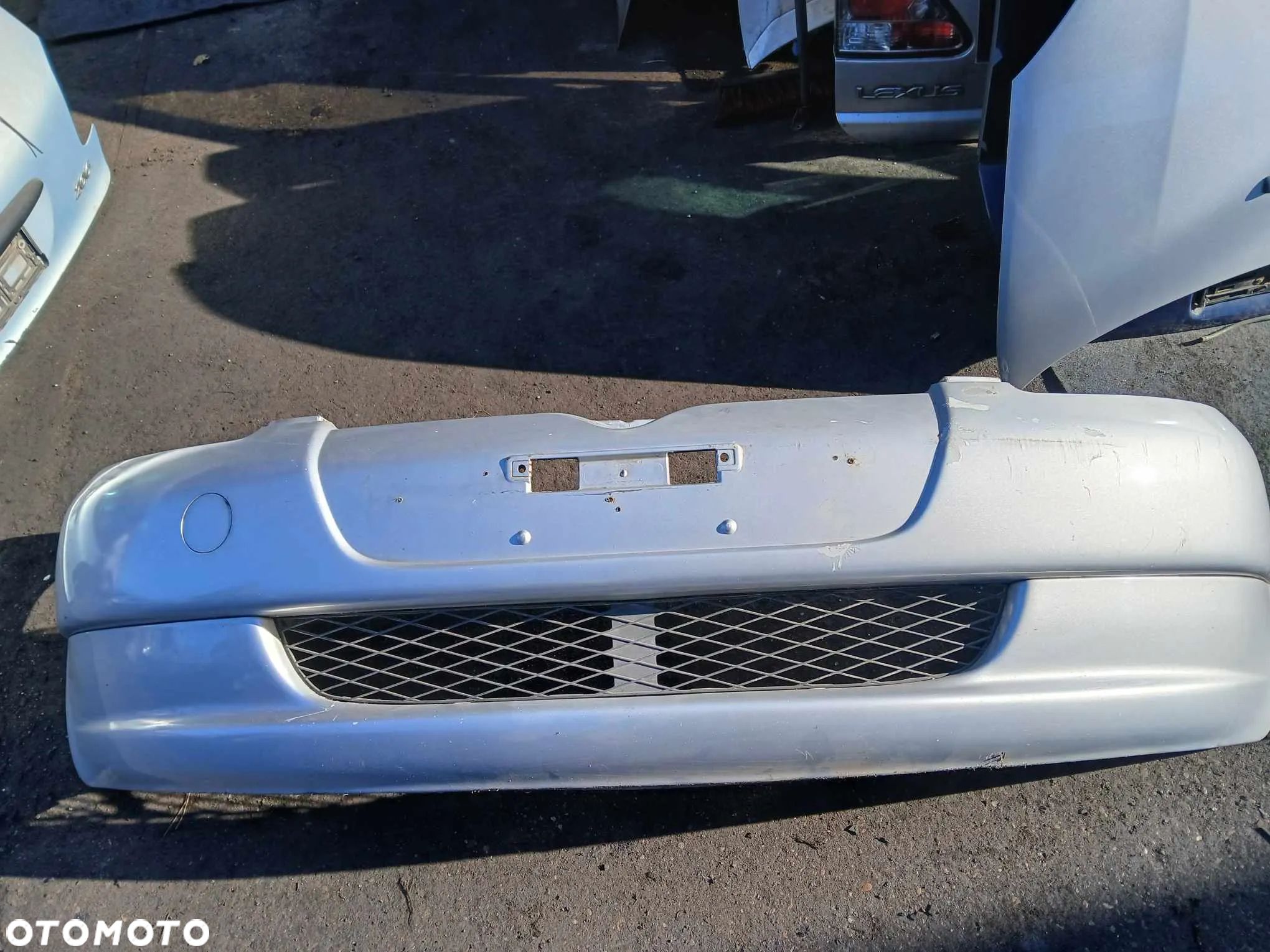 Toyota Yaris I Zderzak przedni - 1