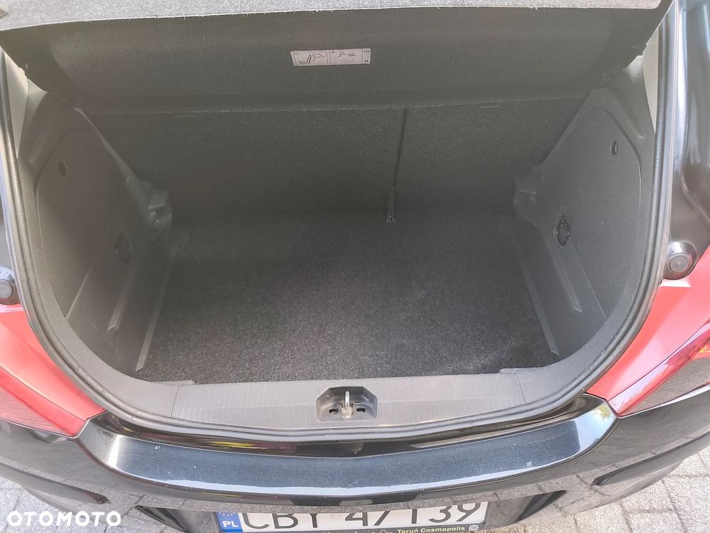 Opel Corsa 1.2 16V Enjoy - 17