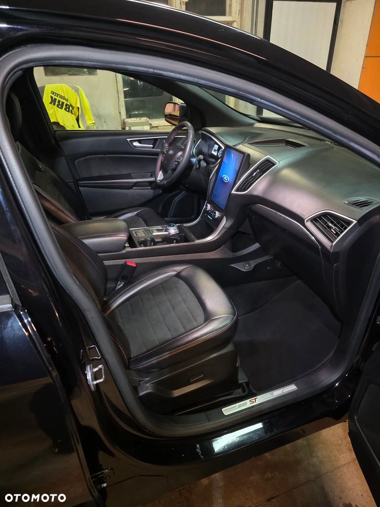 Ford Edge 2.0 EcoBlue Bi-Turbo 4x4 ST-LINE - 23