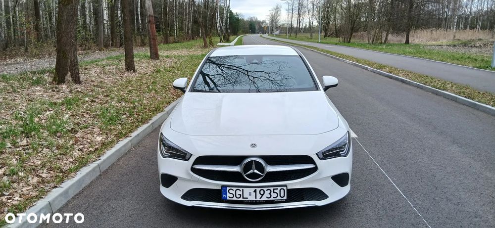 Mercedes-Benz CLA 200 7G-DCT - 2