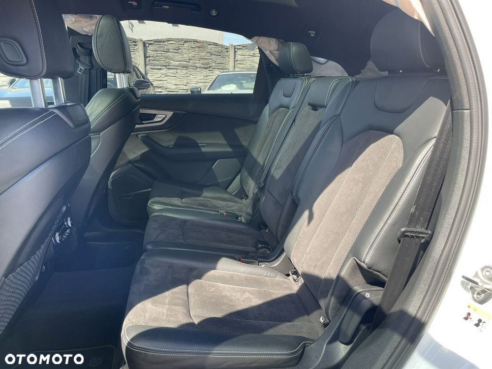 Audi SQ7 4.0 TDI Quattro Tiptronic - 13