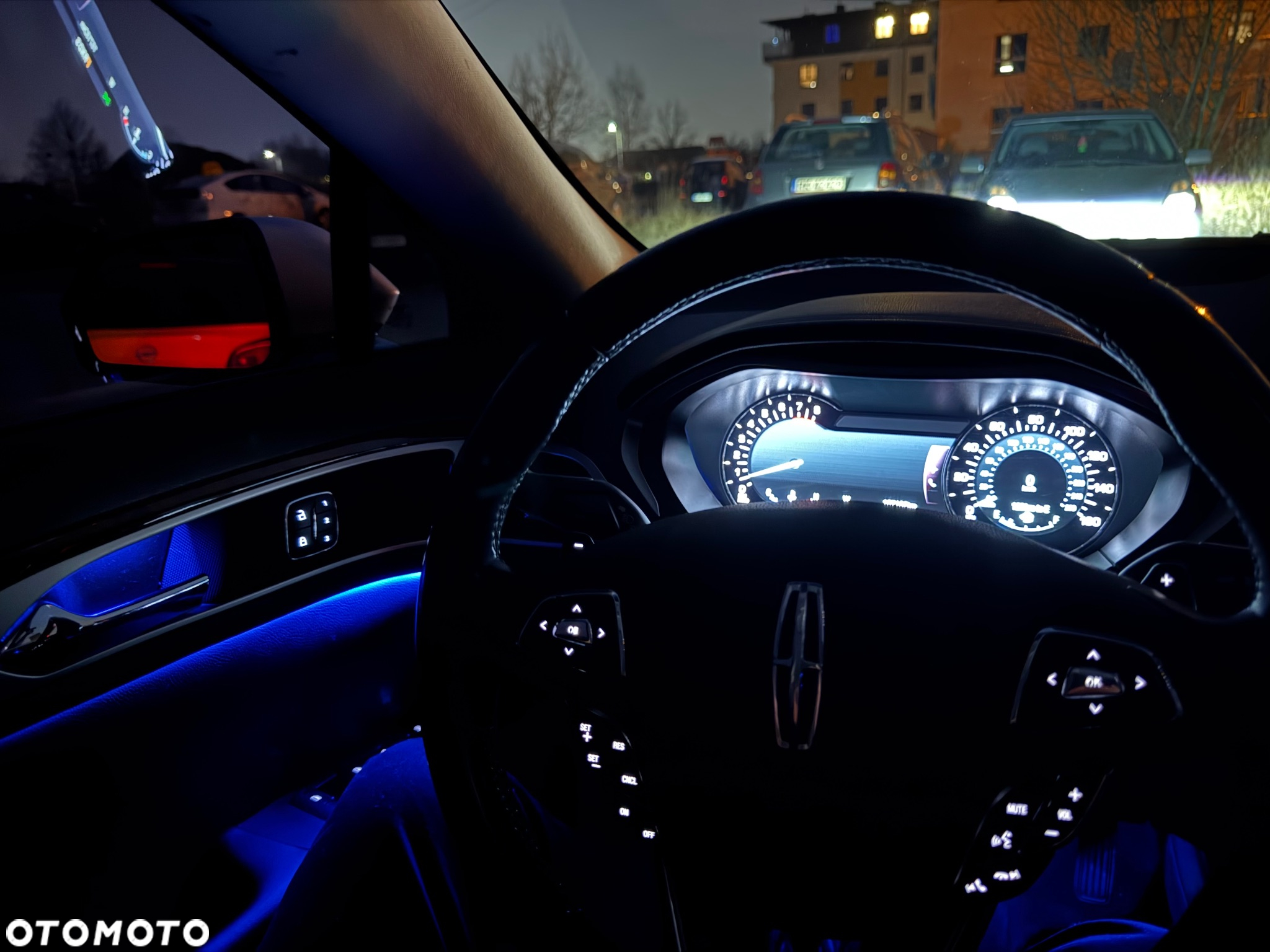 Lincoln MKZ - 34