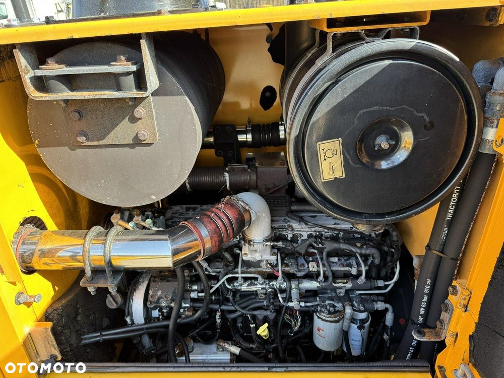 Hyundai HL770-7A - 24