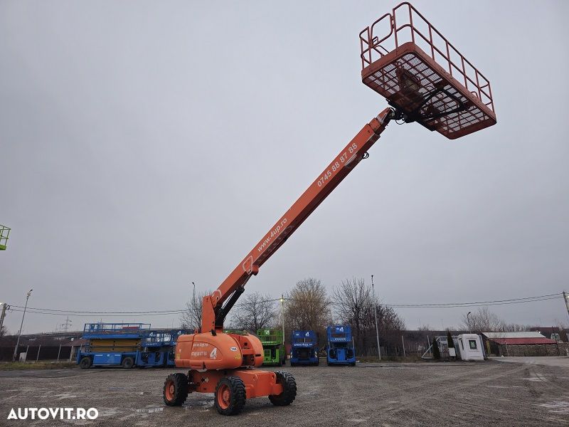JLG 680S - 16