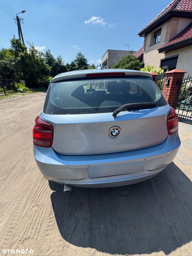 BMW Seria 1 120d - 5
