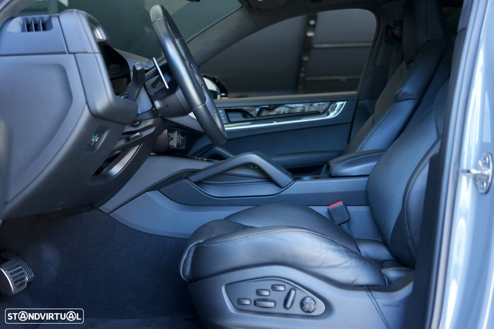 Porsche Cayenne Coupé S E-Hybrid Tiptronic S - 33