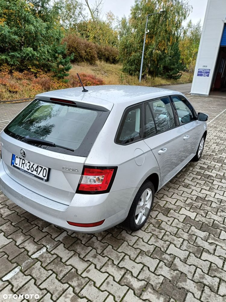 Skoda Fabia 1.0 TSI Ambition - 4