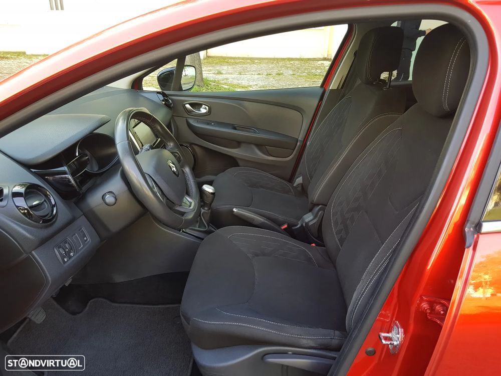 Renault Clio Sport Tourer 1.5 dCi Limited EDition - 26