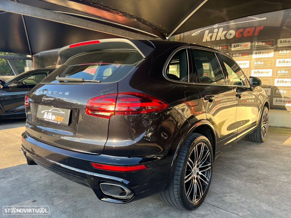 Porsche Cayenne Standard - 10