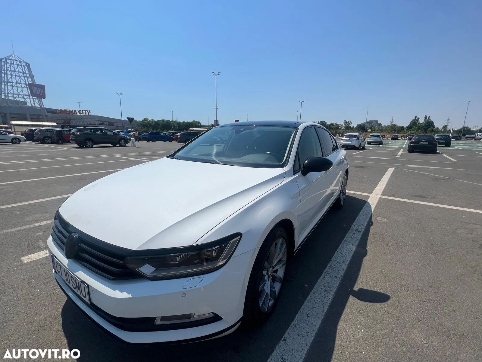 Volkswagen Passat 2.0 TDI DSG 4Motion Comfortline - 8