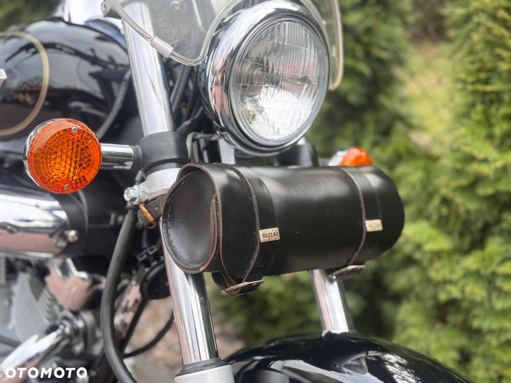 Suzuki Intruder - 25