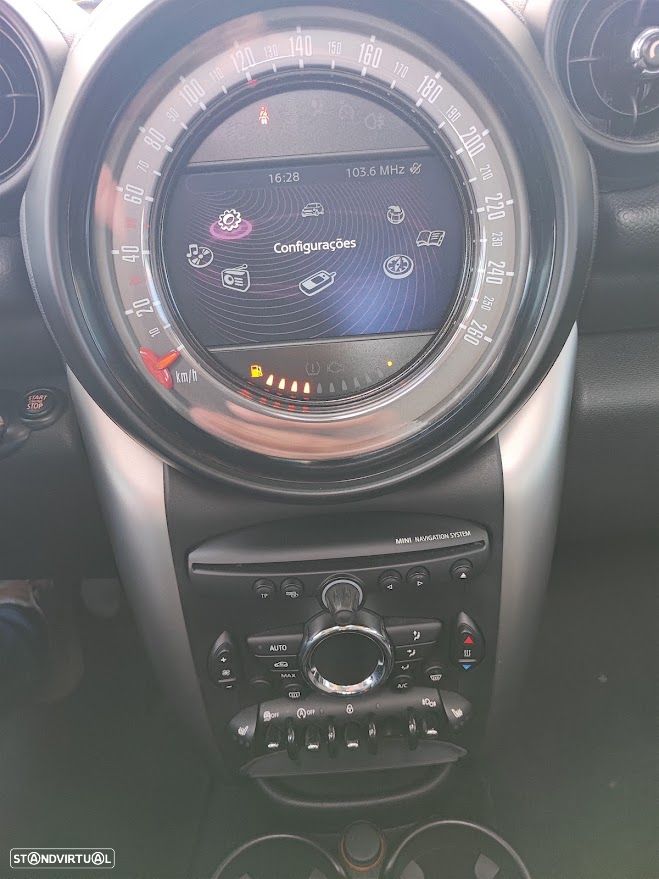 MINI Countryman Cooper D - 11