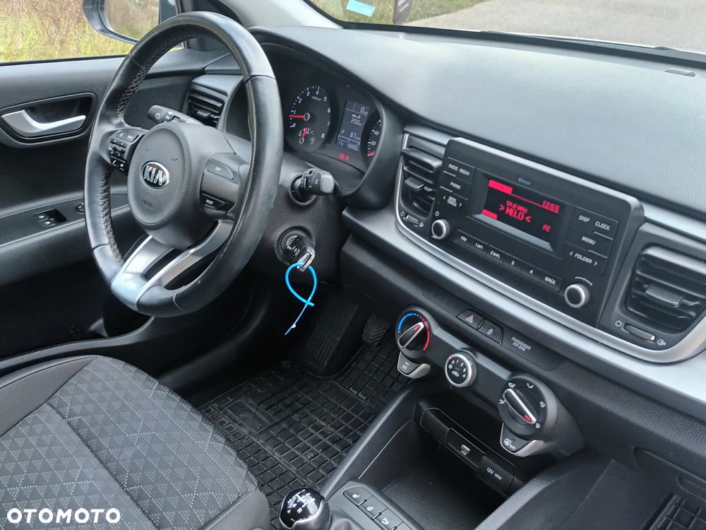 Kia Rio - 14