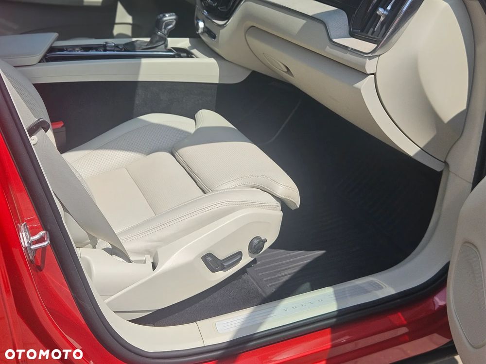Volvo XC 60 T6 AWD Inscription - 15