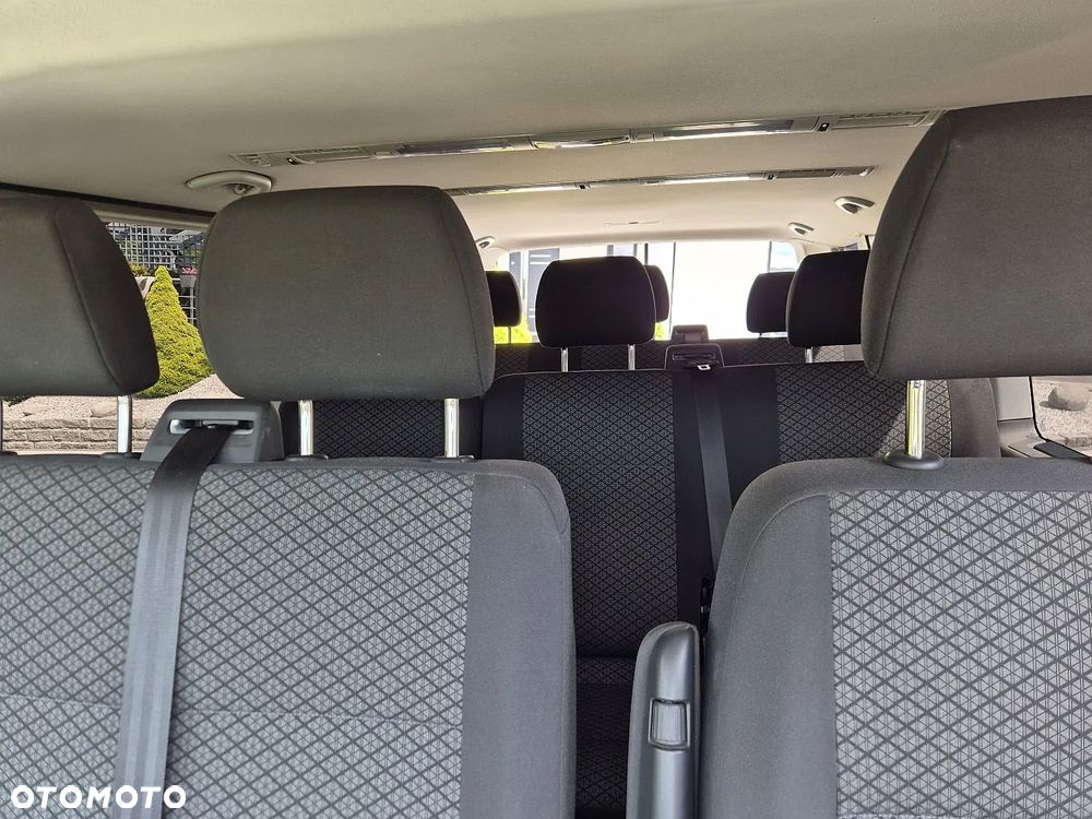 Volkswagen Caravelle 2.0 TDI L2 Comfortline - 6