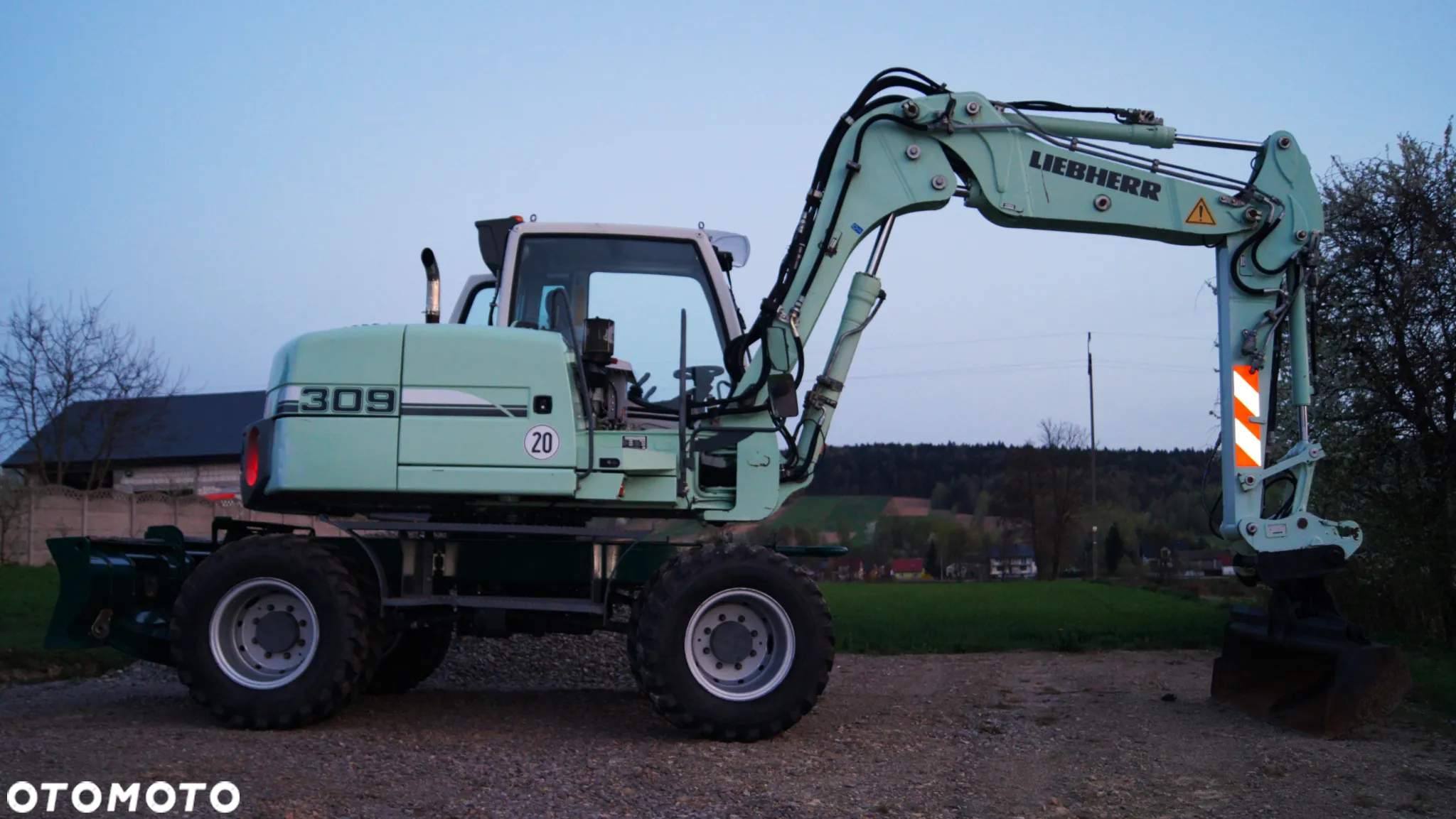 Liebherr A309 LITRONIC KLIMA LAKIER ORGINAŁ NOWE OPONY (311,312,TEREX) - 5