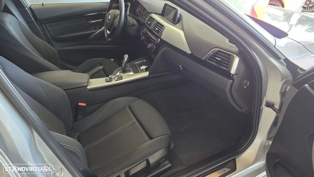 BMW 318 d Line Sport Auto - 48