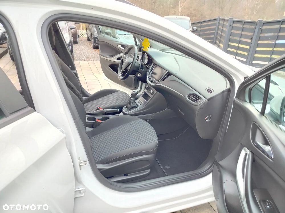 Opel Astra 1.4 Turbo Innovation - 35