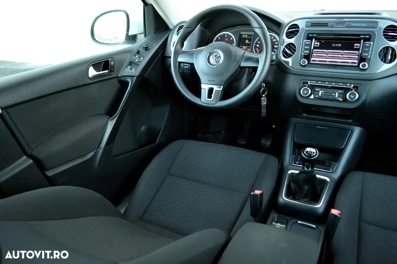 Volkswagen Tiguan - 13