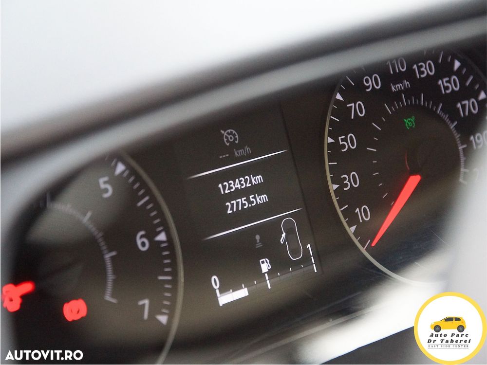 Dacia Duster TCe 150 2WD GPF Sondermodell Adventure - 37