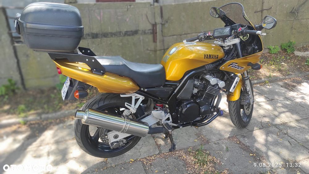 Yamaha FZS - 1