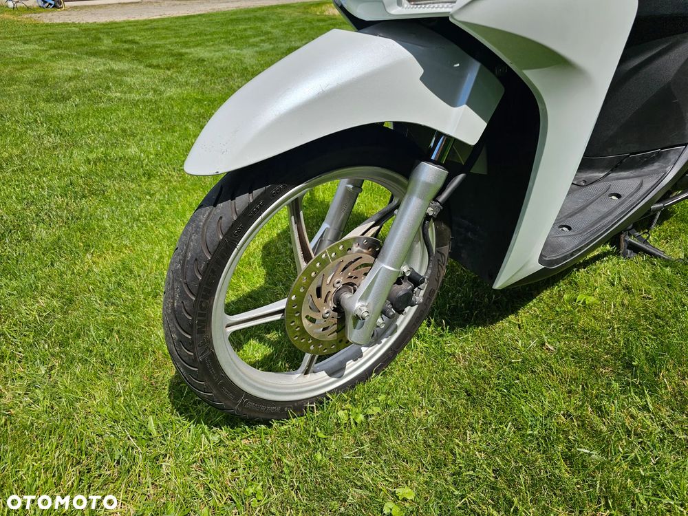 Honda Vision - 4