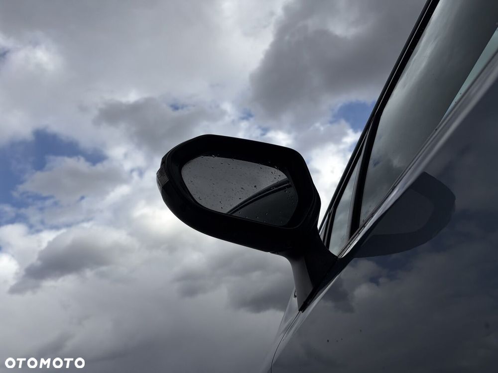 Toyota Corolla 1.8 Hybrid Comfort - 6