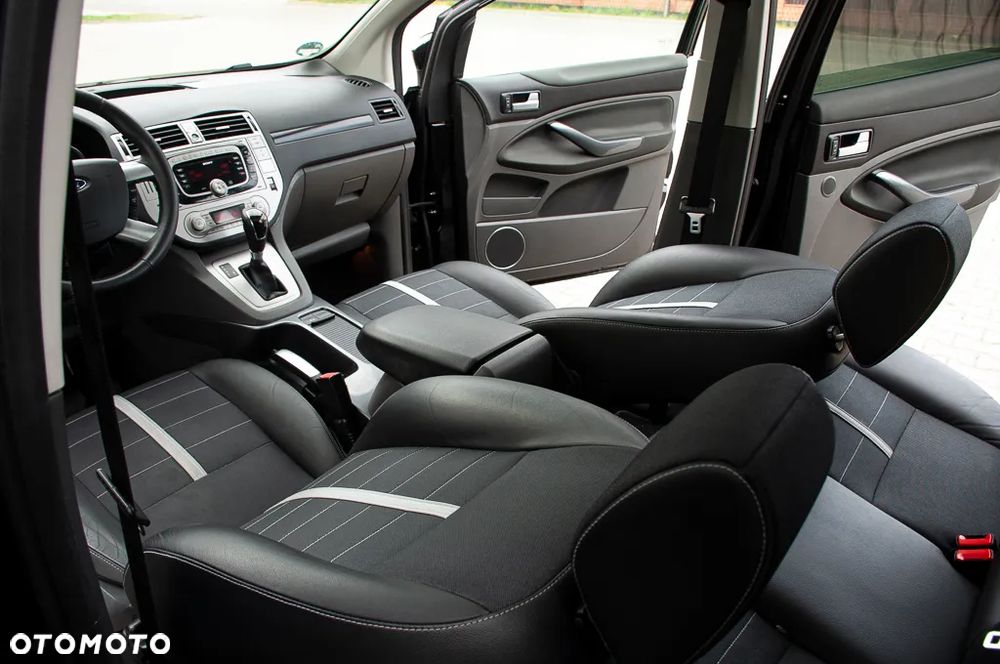 Ford Kuga 2.0 TDCi 4x4 Titanium - 10