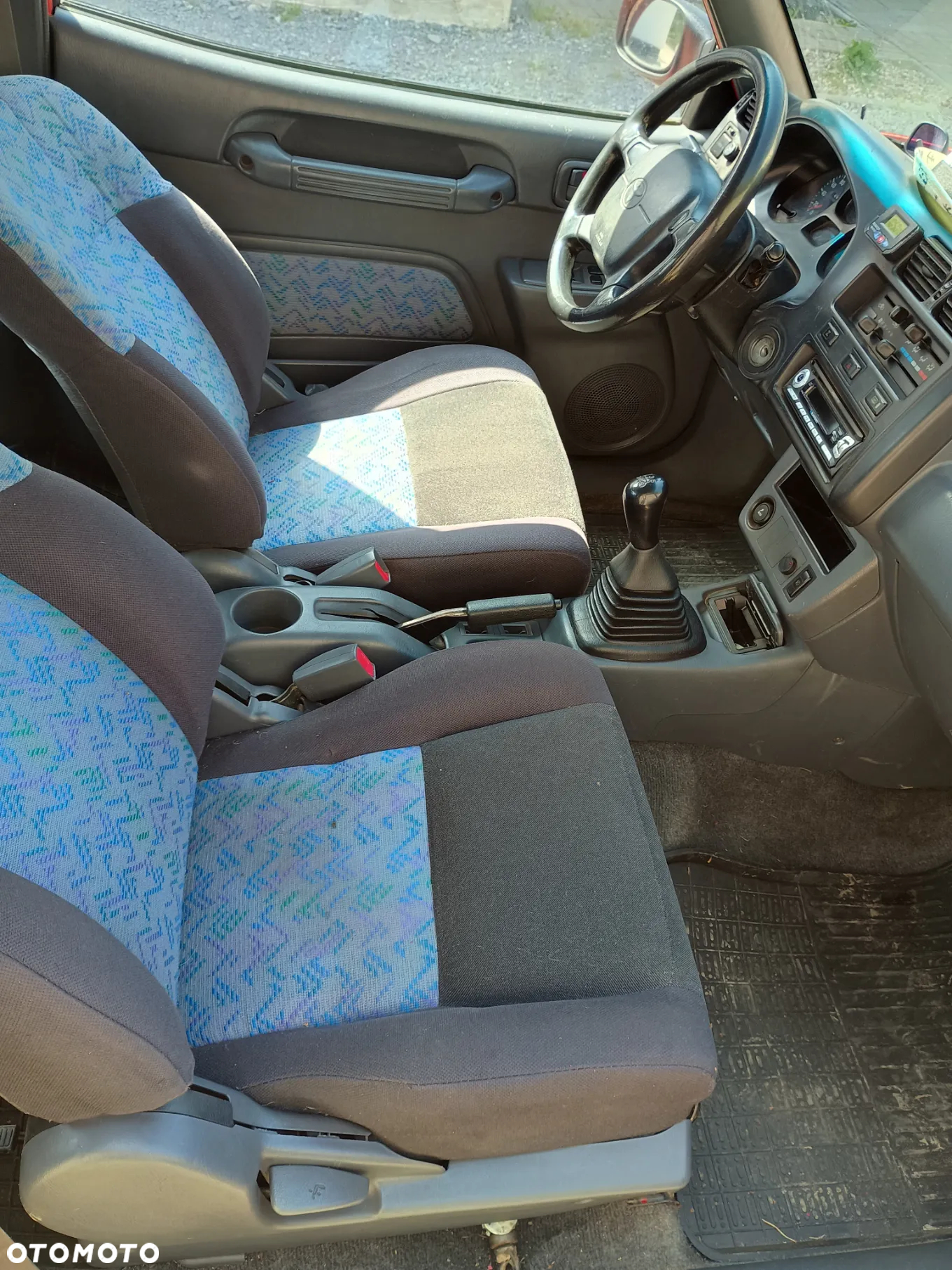 Toyota RAV4 2.0 - 6