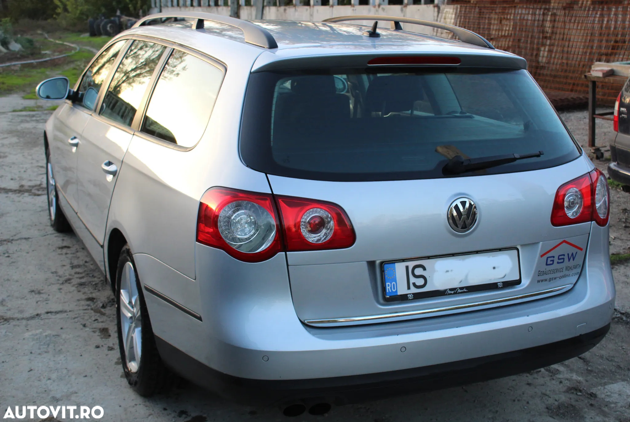 Volkswagen Passat Variant 2.0 TDI DPF DSG Comfortline - 4