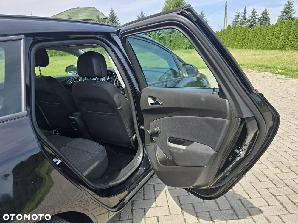 Opel Astra - 20