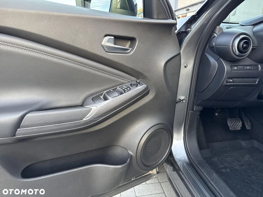 Nissan Juke 1.6 Hybrid N-Connecta AMT - 11