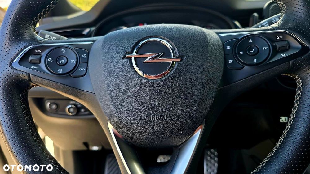 Opel Insignia CT 1.6 T Exclusive S&S - 15