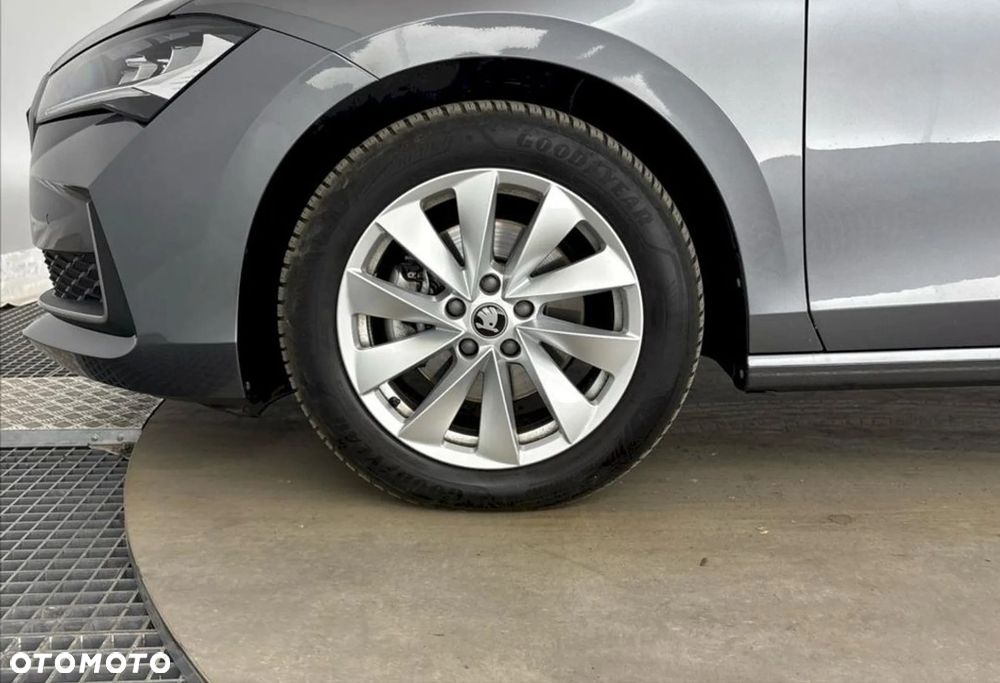 Skoda Superb 2026 photo 4