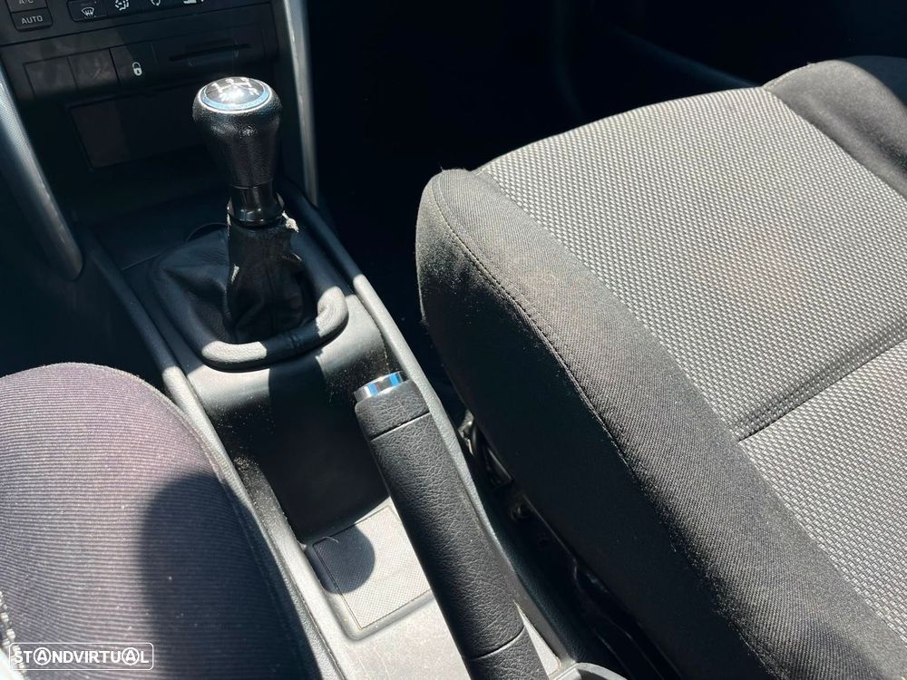 Peugeot 207 1.6 HDi Sport - 15