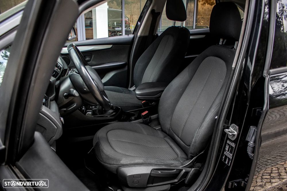 BMW 216 Active Tourer d Advantage - 29
