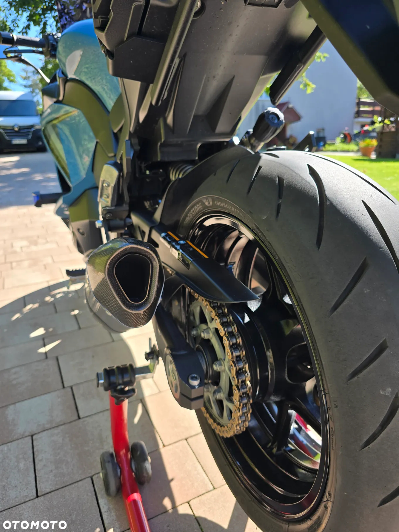 Kawasaki Ninja 1000 SX - 6