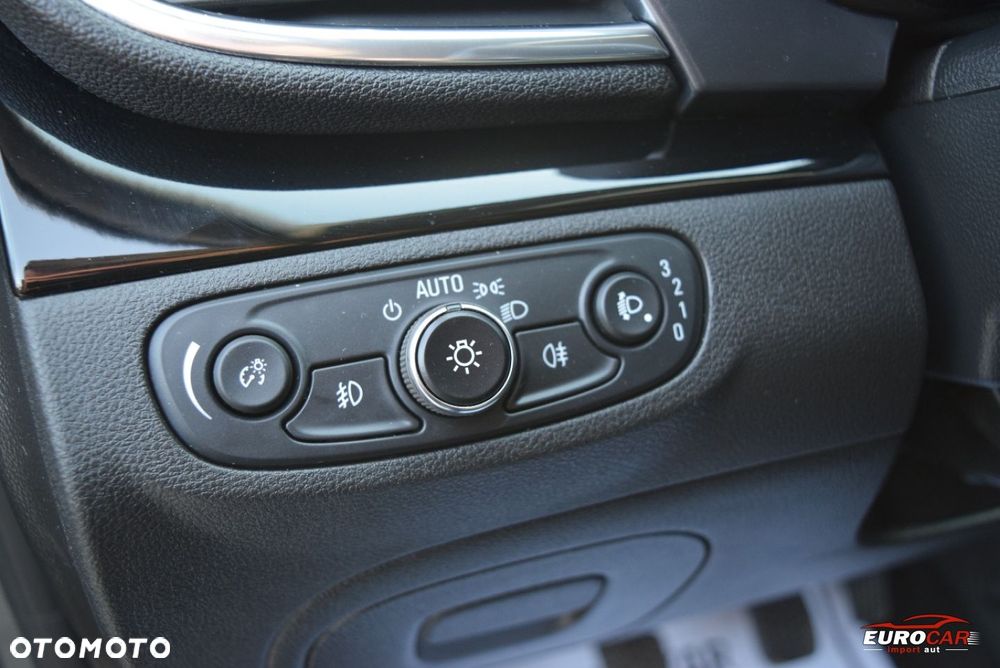 Opel Mokka X 1.4 T Color Edition S&S - 26