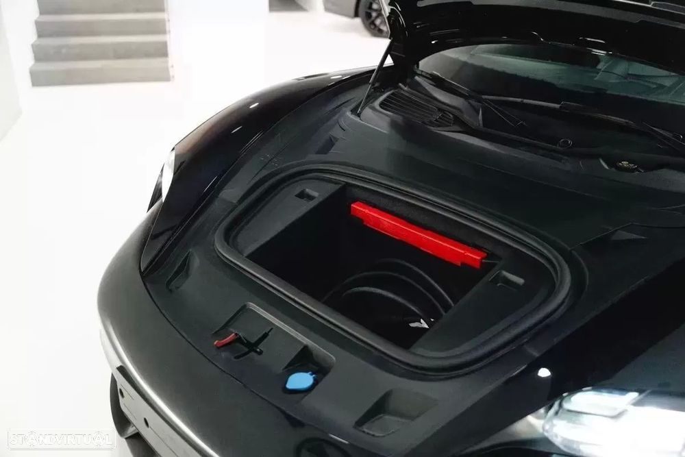 Porsche Taycan Turbo - 56
