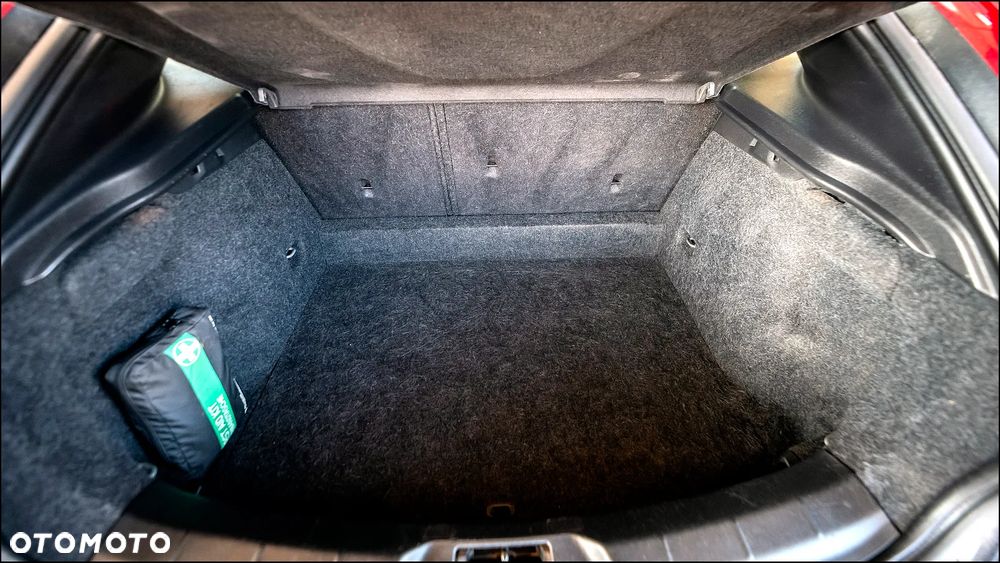 Volvo V40 D2 Summum - 38