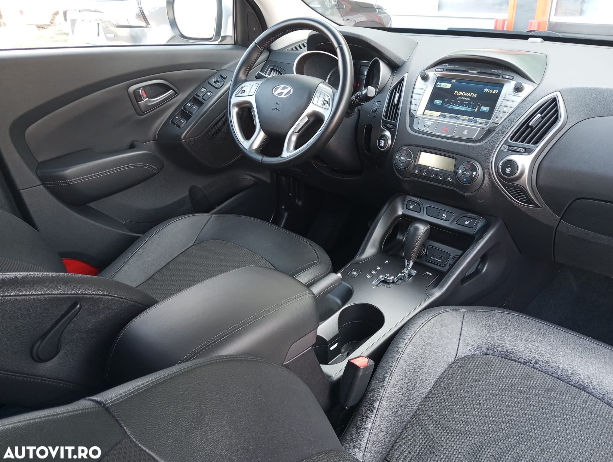 Hyundai ix35 2.0 CRDI 4WD Automatik Style - 20
