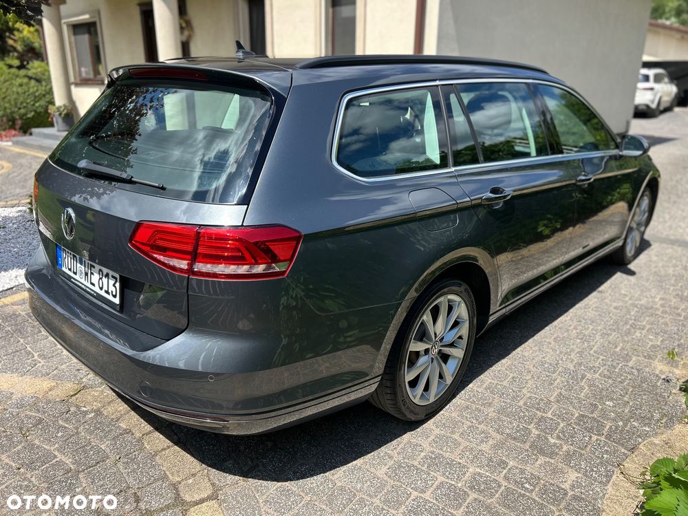 Volkswagen Passat 2.0 TDI (BlueMotion Technology) DSG Comfortline - 14