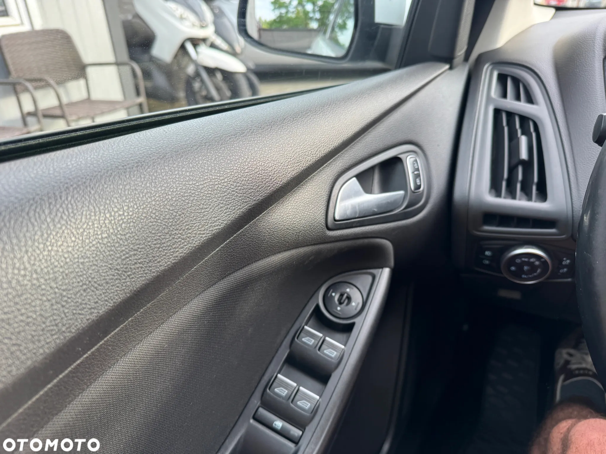 Ford Focus 1.6 TDCi Gold X (Edition) - 14