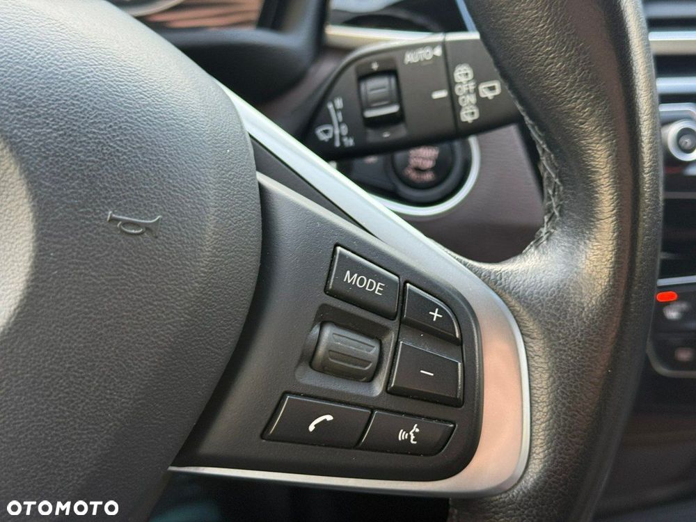 BMW X1 sDrive20i GPF xLine - 24