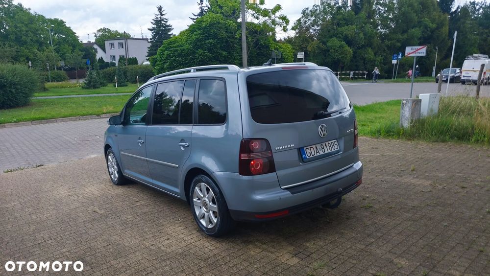 Volkswagen Touran 2.0 TDI R-Line Edition - 20