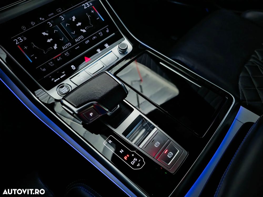 Audi Q8 3.0 50 TDI quattro Tiptronic MHEV - 22