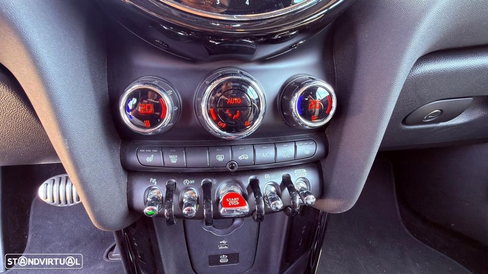MINI Cabrio John Cooper Works Auto Desportiva - 29